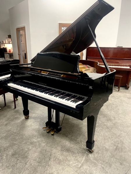 Samick G-185E Grand Piano 6'1