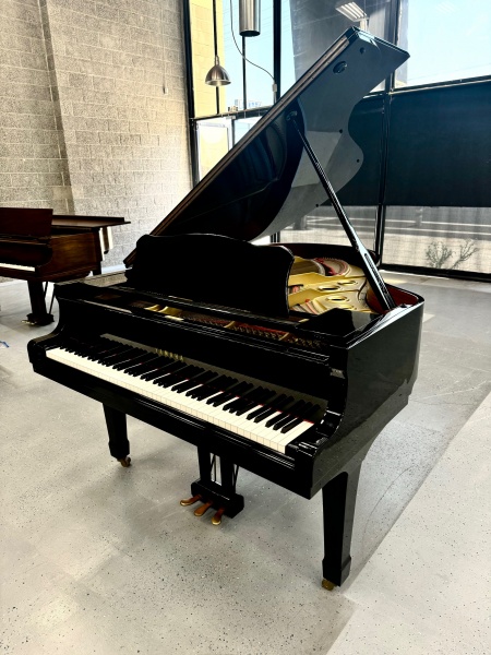 Yamaha G3 Grand Piano 6'1