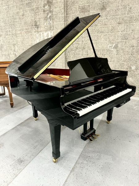 Story & Clark DG152 Baby Grand Piano with Player System 5' Polished Ebony