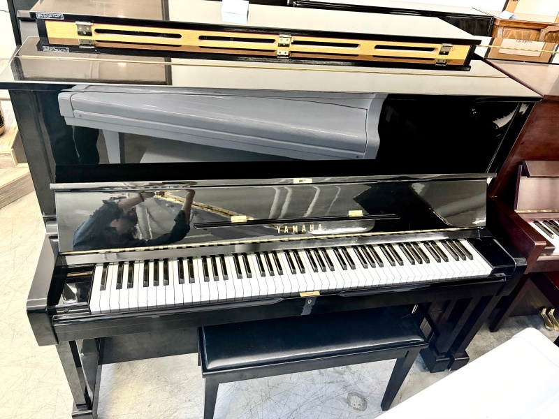 Yamaha U1 Upright Piano 48