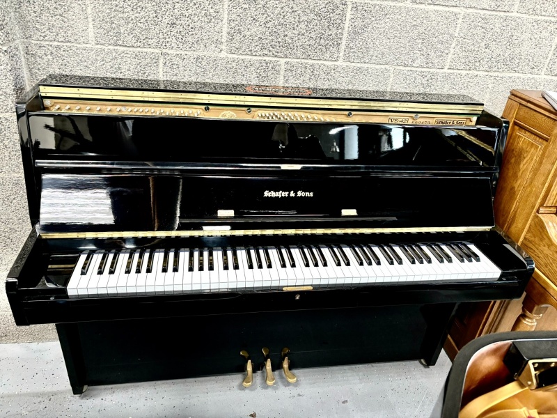 Schafer & Sons VS-42 Upright Piano 42