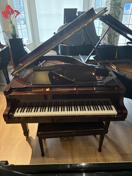 2005 Yamaha C1 Baby Grand Piano 5'3