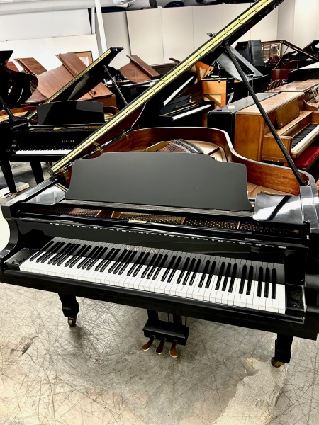 Kawai KG-6E Grand Piano 6'9