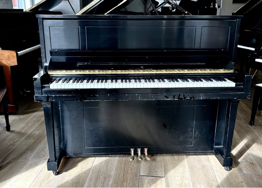 Steinway 45 Upright Piano 46