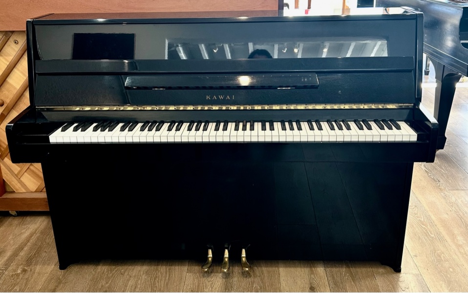 Kawai CX-4 Upright Piano 42