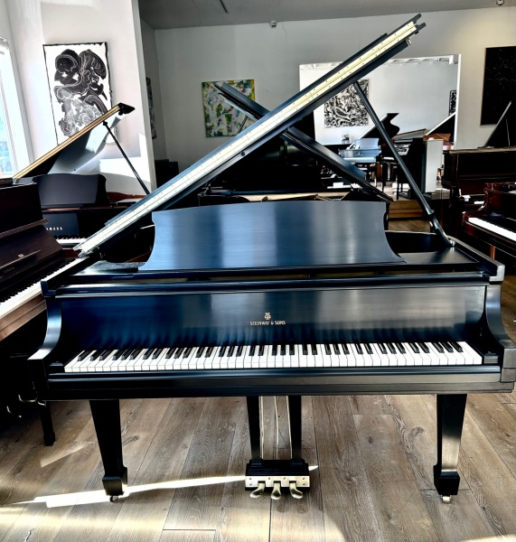 Steinway S Grand Piano 5'1