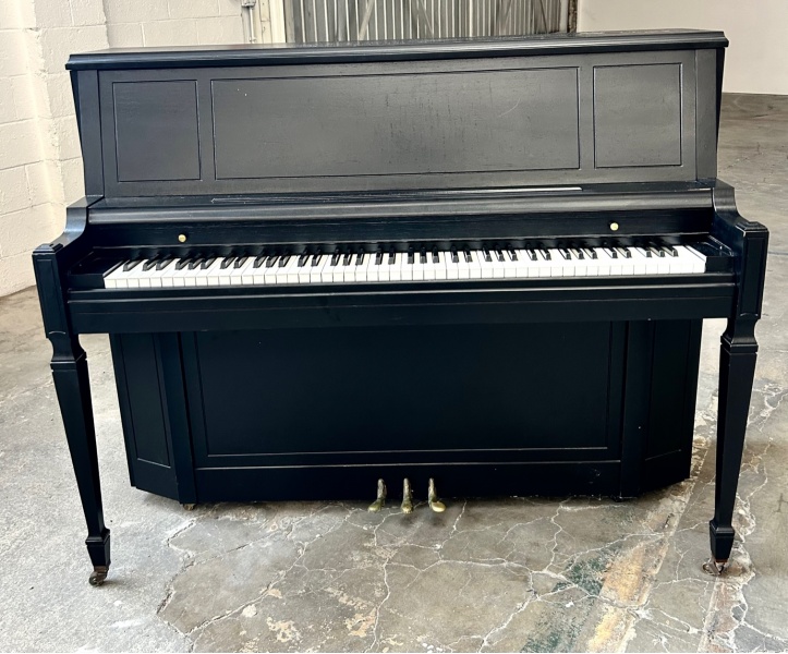 Everette Upright Piano 46