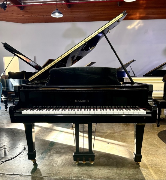 Samick SG-172 Grand Piano 5'8