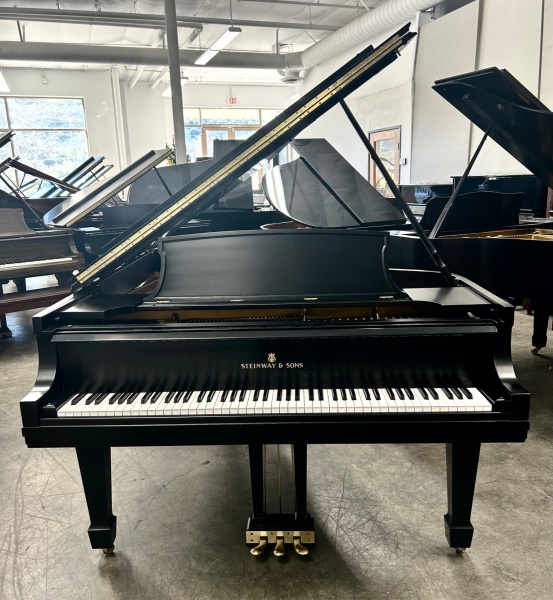 Steinway B Grand Piano 6'11