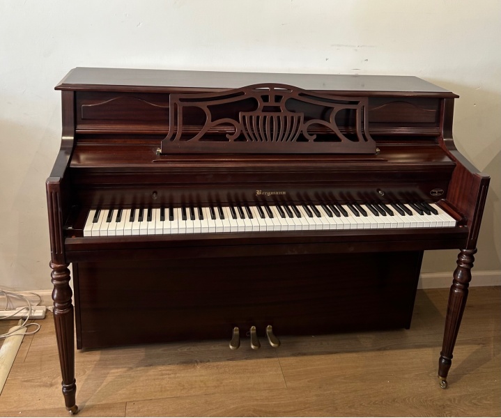 Bergmann BAF-108 Upright Console Piano 43