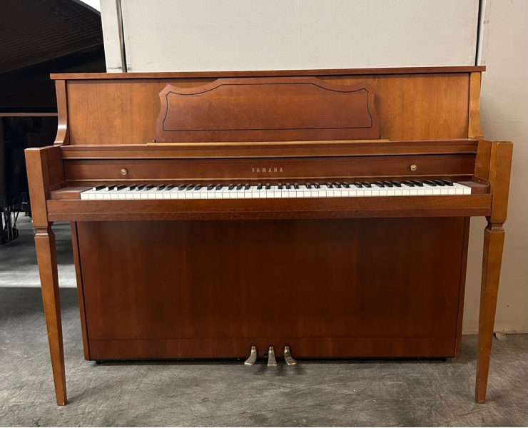 Yamaha M450 Upright Console Piano 44 1/2