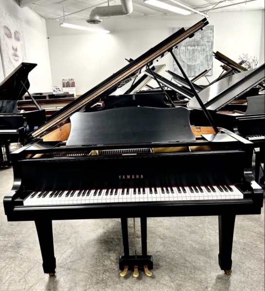 Yamaha G2 Grand Piano 5'6