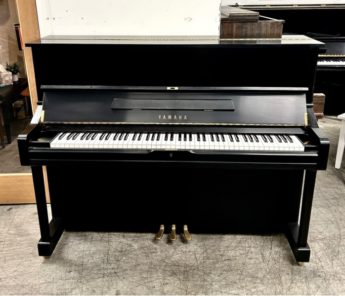 Yamaha U1 Upright Piano 48