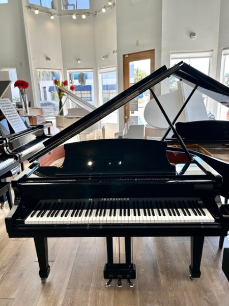 Pramberger LG-149NG Baby Grand Piano 4'9