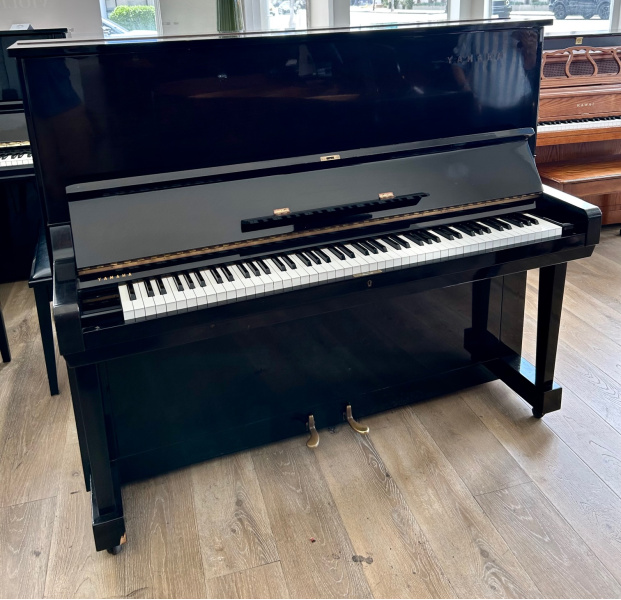 Yamaha U3 Upright Piano 52