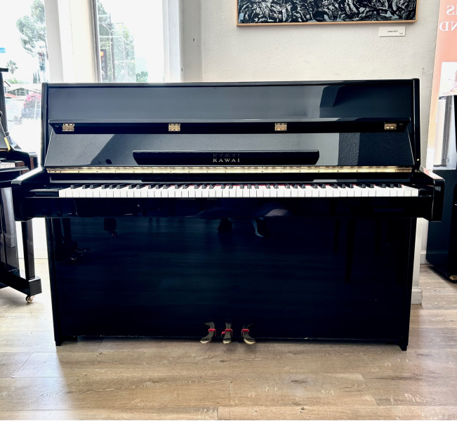 Kawai K-15E Upright Piano 43 1/4