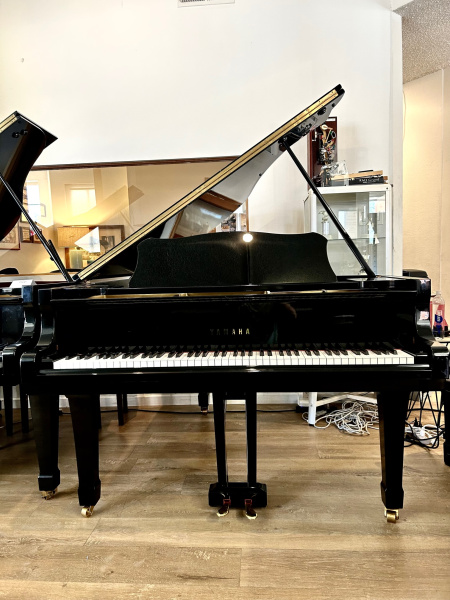 Yamaha G3 Grand Piano 6'1
